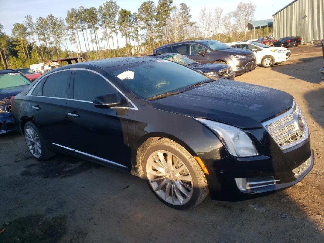 Cadillac xts Platinum