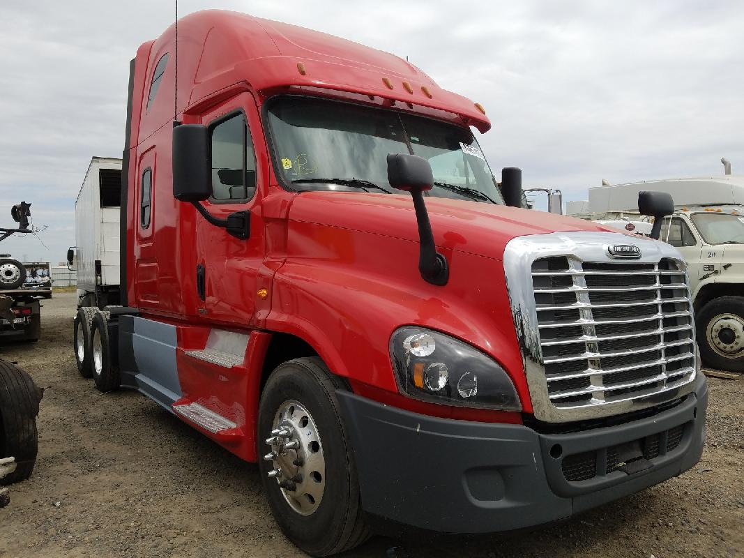 Freightliner Cascadia Red