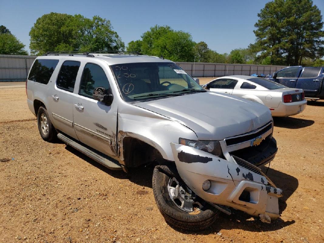 Chevrolet Suburban 2013