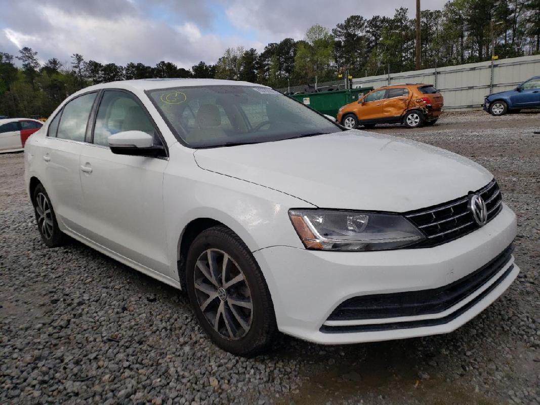 Volkswagen Jetta 2021 Р±РµР»С‹Р№