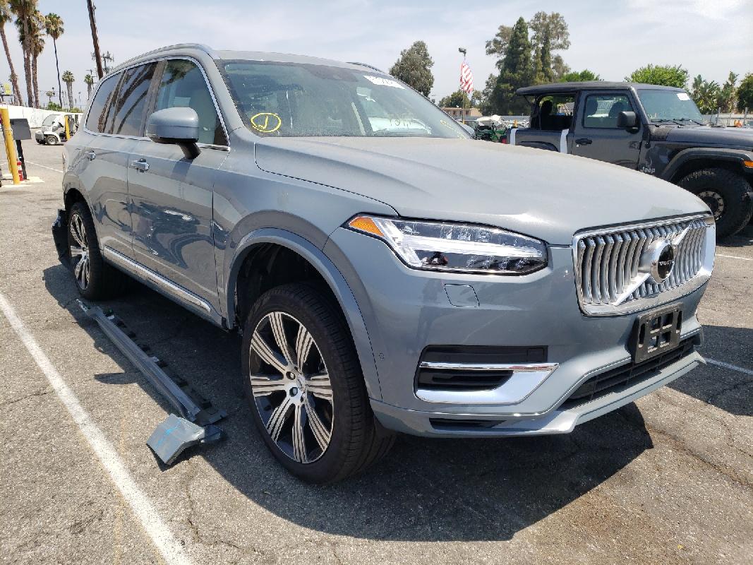 Volvo xc90 t8