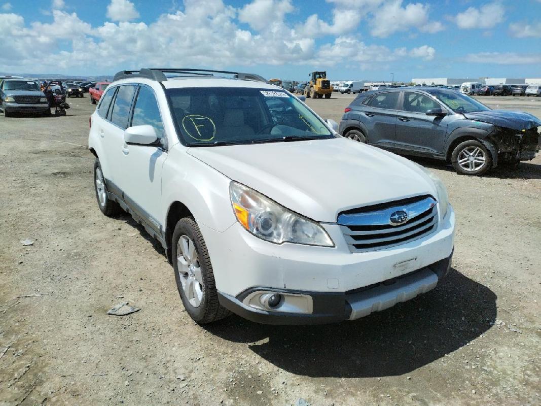 Субару аутбек 2012 год. Subaru Outback 2012. Subaru Outback 2012 г..