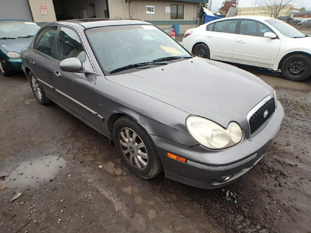 Hyundai 2004 Sport