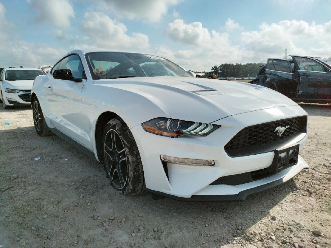 Ford Mustang 2022 White