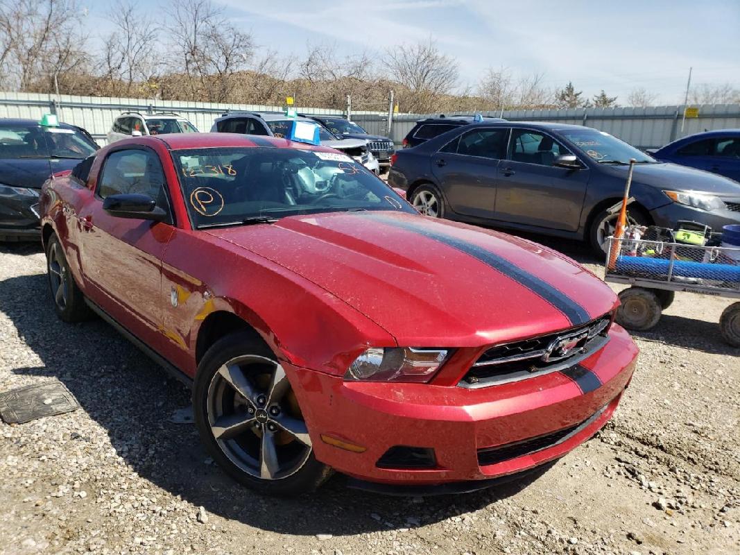 Ford Mustang 2010 с пламенем