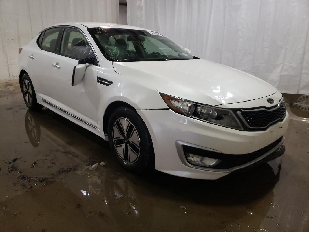 Kia Optima 2011 Р±РµР»С‹Р№