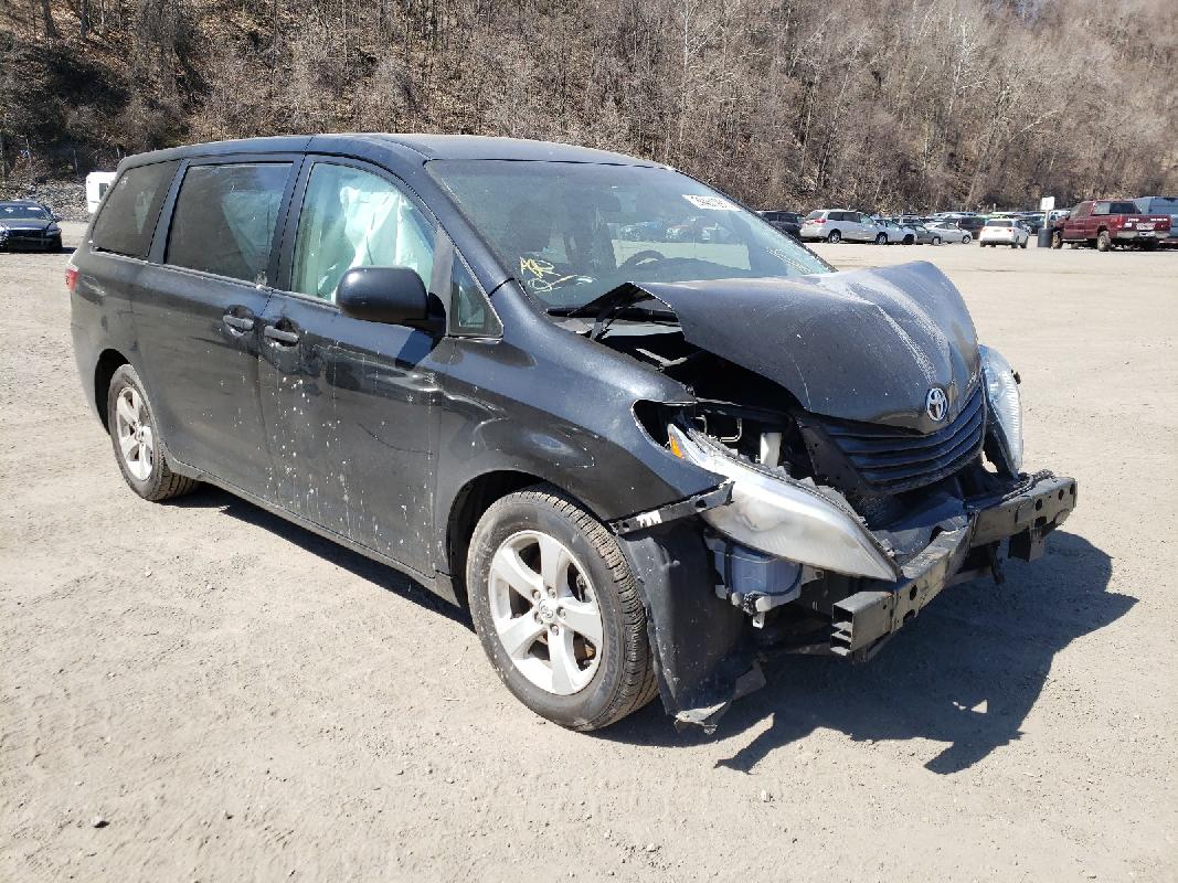 Toyota Sienna 2015 Black