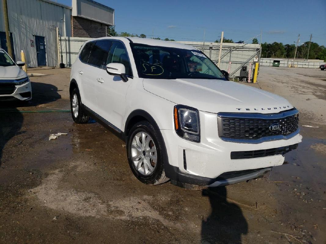 Kia Telluride Glacier White