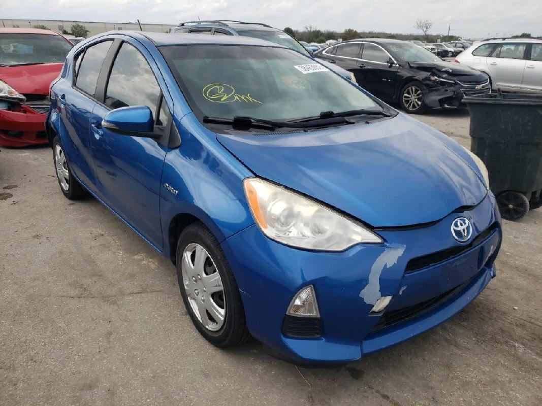 Toyota Prius c2013 Blu