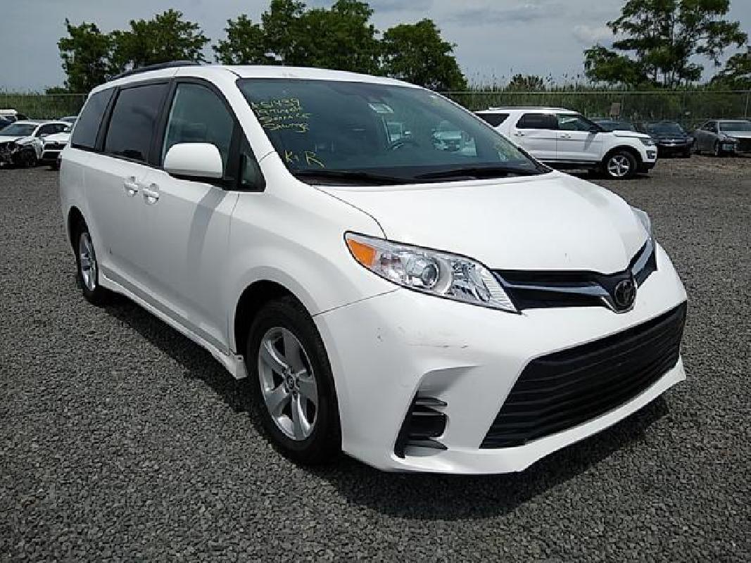 Toyota Sienna Купить В России