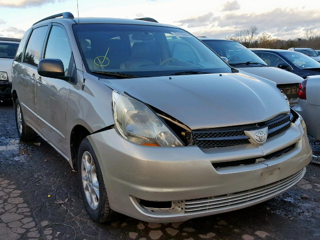 Toyota Sienna 2004