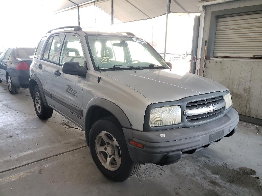 Chevrolet tracker 2003. Chevrolet tracker 2 серебристый. Шевроле трекер 2001. Chevrolet tracker 2. 0 at, 2001.