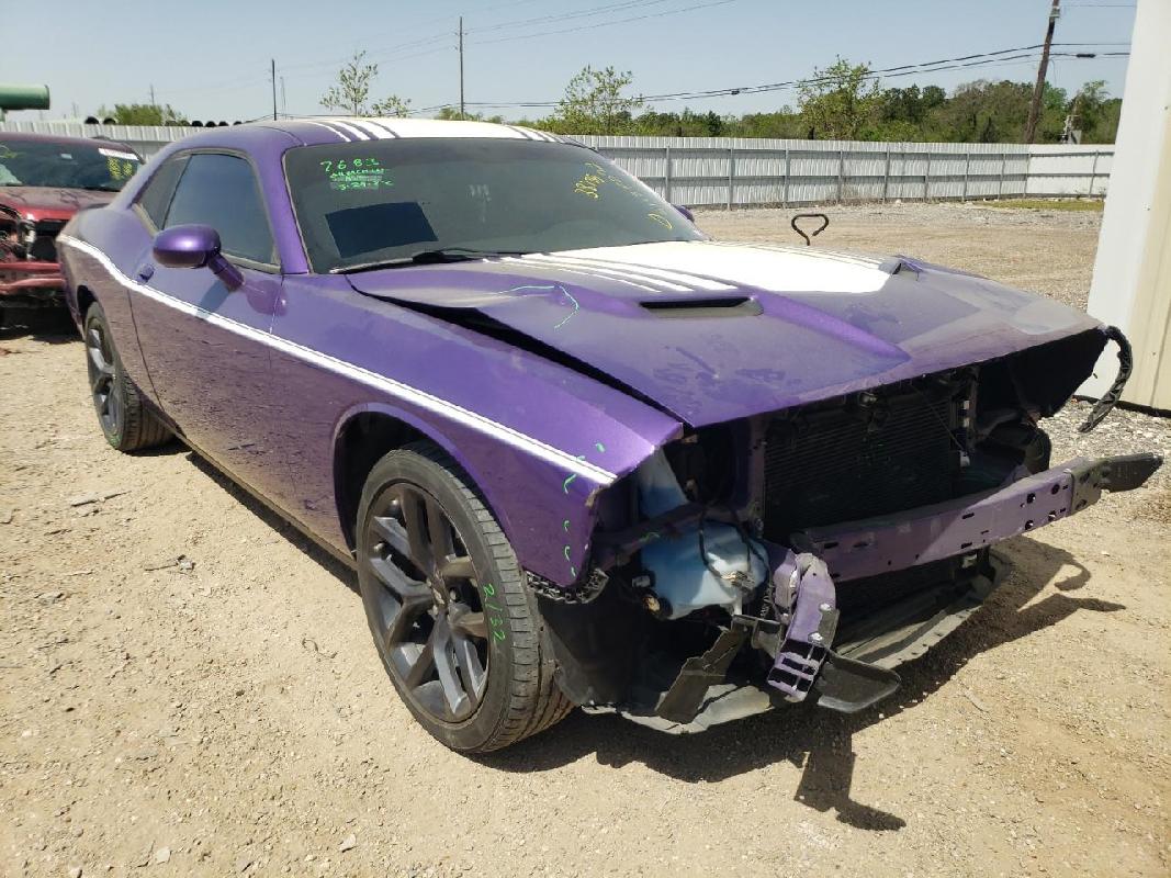 Dodge Challenger 2019 пурпурный