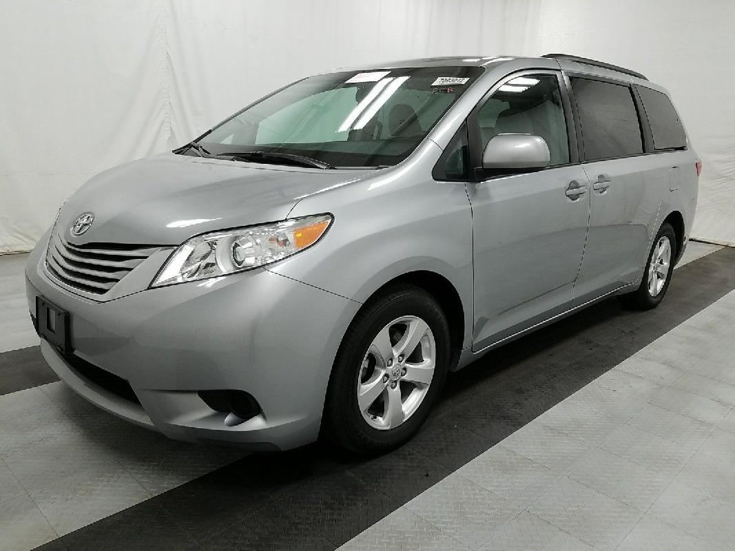 Toyota Sienna 2017