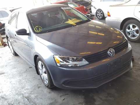 3VW2K7AJ1CM331865